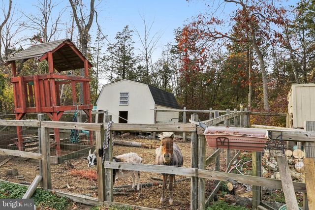 54 S COUNTY LINE RD, Telford, PA 18969