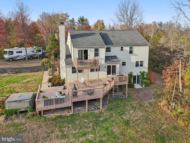 54 S COUNTY LINE RD, Telford, PA 18969