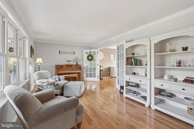 54 S COUNTY LINE RD, Telford, PA 18969