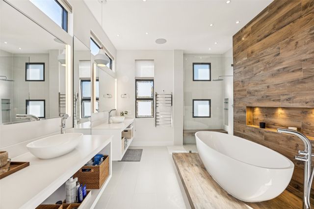 4420 Holland Avenue A, Dallas, TX 75219