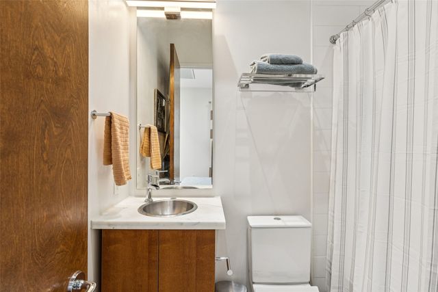 4420 Holland Avenue A, Dallas, TX 75219