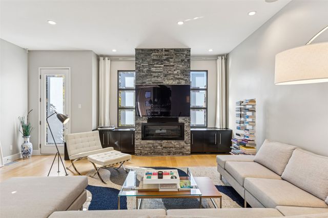 4420 Holland Avenue A, Dallas, TX 75219