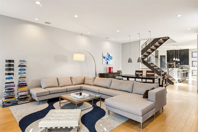 4420 Holland Avenue A, Dallas, TX 75219