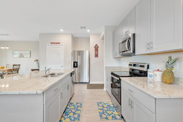 2401 SE Tarvest Way, Stuart, FL 34997