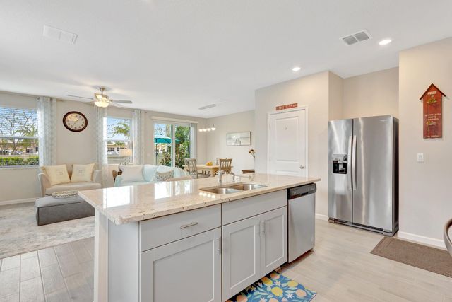 2401 SE Tarvest Way, Stuart, FL 34997