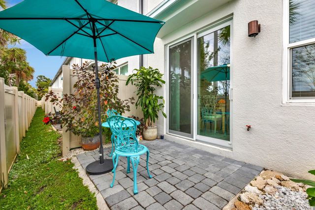 2401 SE Tarvest Way, Stuart, FL 34997