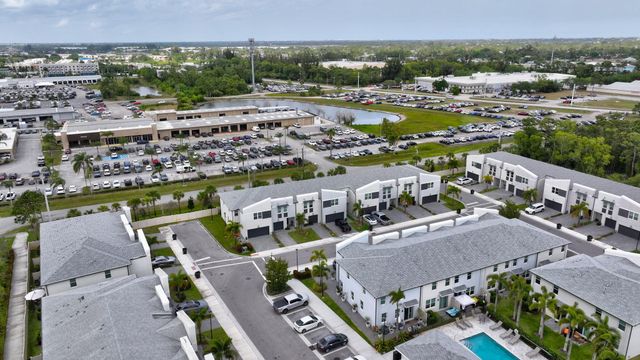 2401 SE Tarvest Way, Stuart, FL 34997