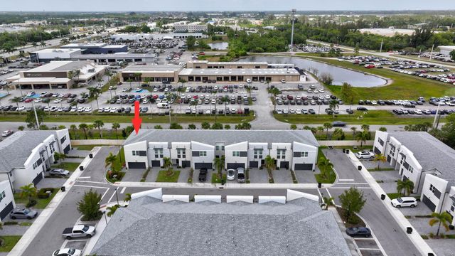 2401 SE Tarvest Way, Stuart, FL 34997