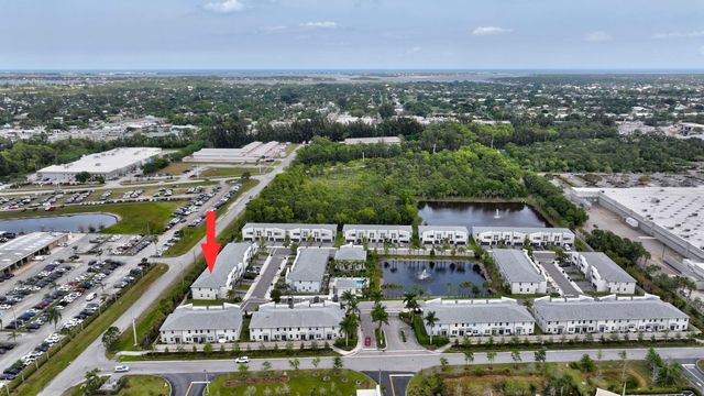 2401 SE Tarvest Way, Stuart, FL 34997