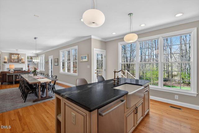 7707 Still Crossing Road, Chapel Hill, NC 27516