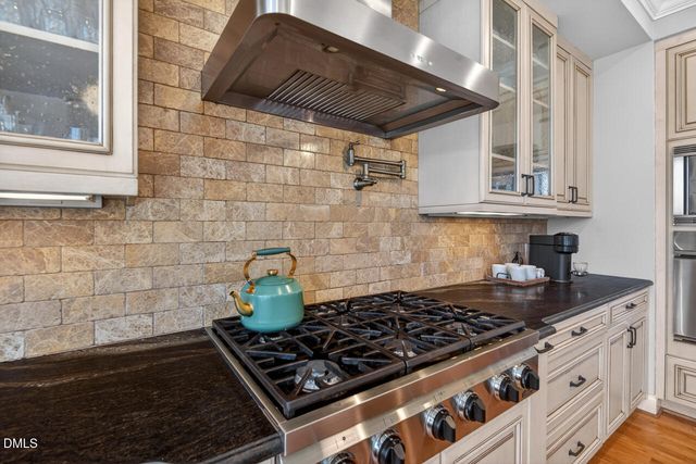 7707 Still Crossing Road, Chapel Hill, NC 27516