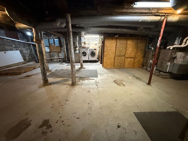 17 Alice Ave, Lynn, MA 01902