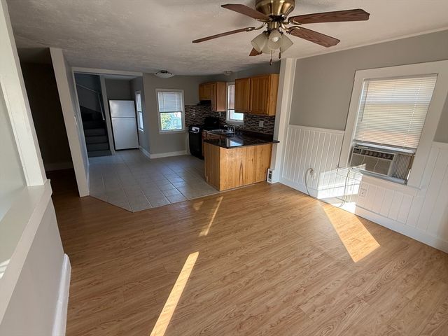 17 Alice Ave, Lynn, MA 01902