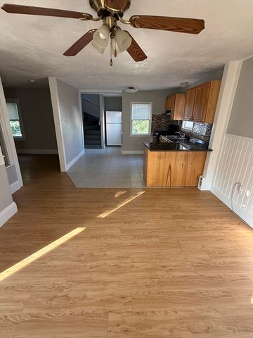 17 Alice Ave, Lynn, MA 01902