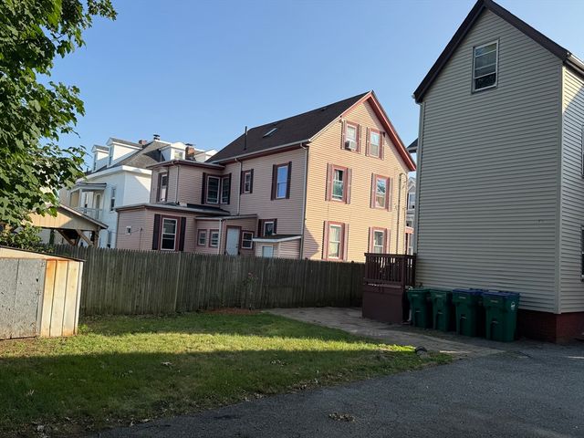 17 Alice Ave, Lynn, MA 01902