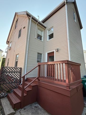 17 Alice Ave, Lynn, MA 01902