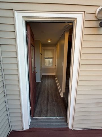 17 Alice Ave, Lynn, MA 01902