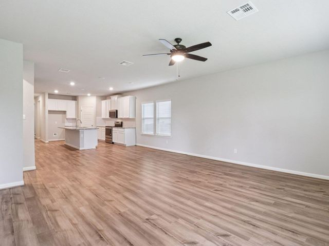 759 Sue Peaks LOOP, Dripping Springs, TX 78620