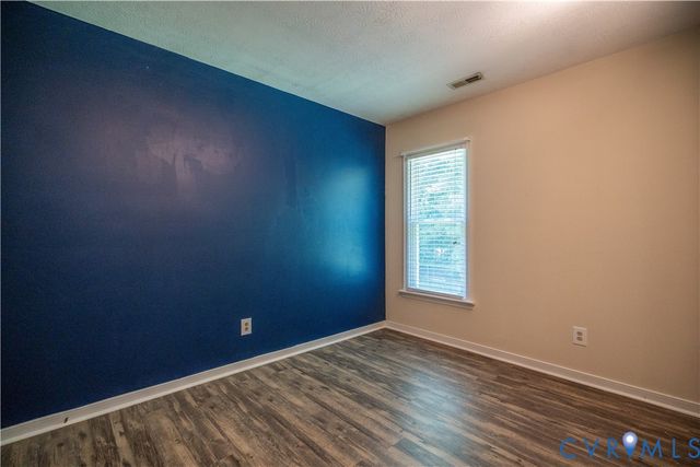 4519 Burgess House Ln, Chesterfield, VA 23236
