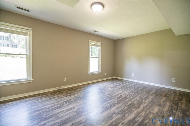 4519 Burgess House Ln, Chesterfield, VA 23236