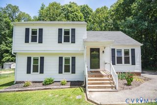 4519 Burgess House Ln, Chesterfield, VA 23236