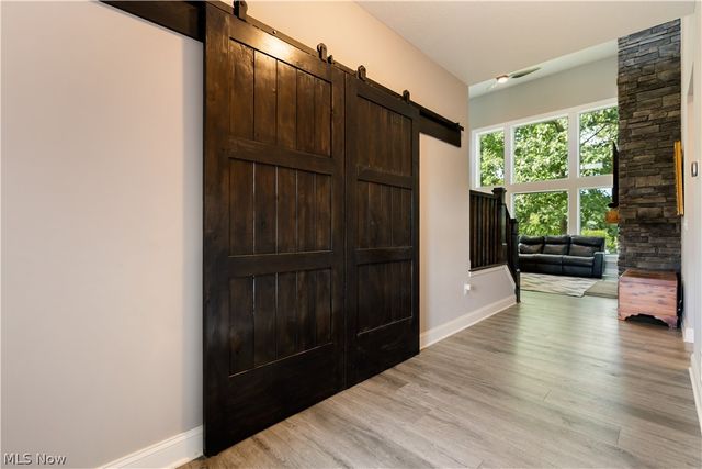 5585 Shadow Ridge Circle NW, North Canton, OH 44720