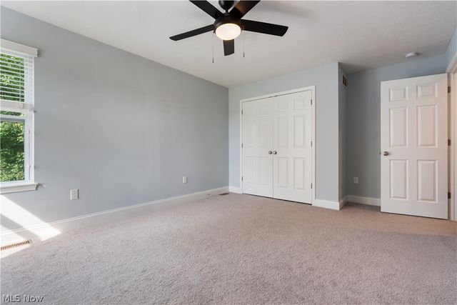 5585 Shadow Ridge Circle NW, North Canton, OH 44720
