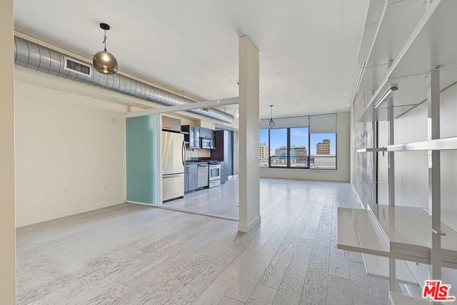 1111 S Grand Avenue 1014, Los Angeles, CA 90015
