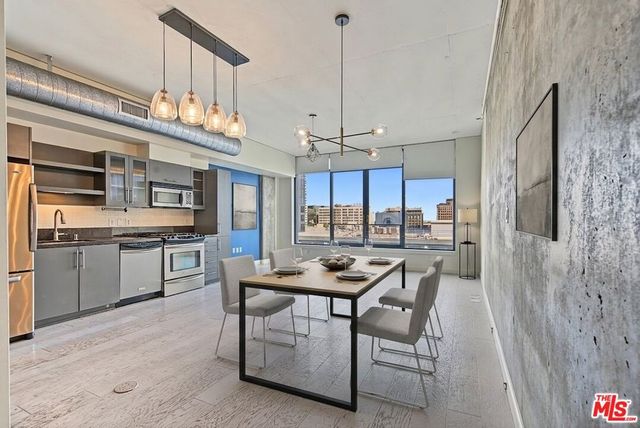 1111 S Grand Avenue 1014, Los Angeles, CA 90015