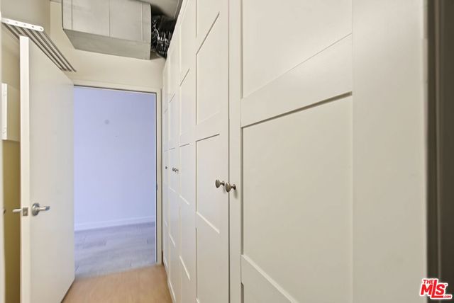 1111 S Grand Avenue 1014, Los Angeles, CA 90015