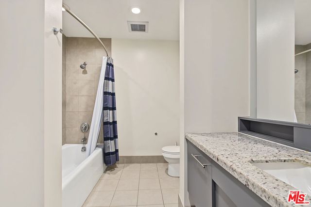 1111 S Grand Avenue 1014, Los Angeles, CA 90015