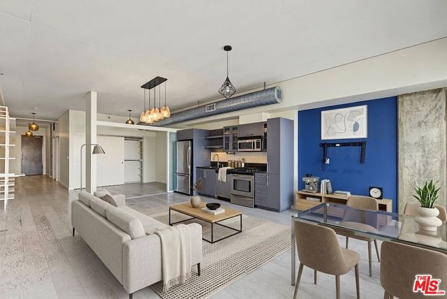 1111 S Grand Avenue 1014, Los Angeles, CA 90015