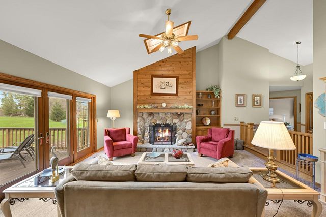 3260 Cherry Hill DRIVE, Brookfield, WI 53005