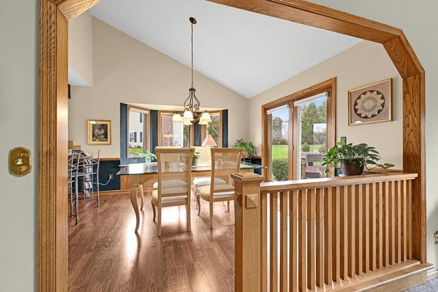 3260 Cherry Hill DRIVE, Brookfield, WI 53005