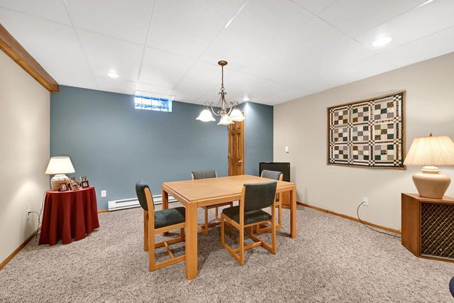 3260 Cherry Hill DRIVE, Brookfield, WI 53005