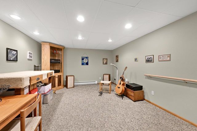 3260 Cherry Hill DRIVE, Brookfield, WI 53005