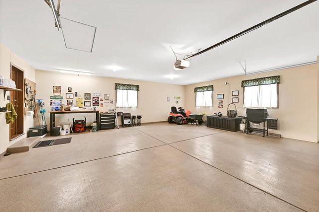 3260 Cherry Hill DRIVE, Brookfield, WI 53005