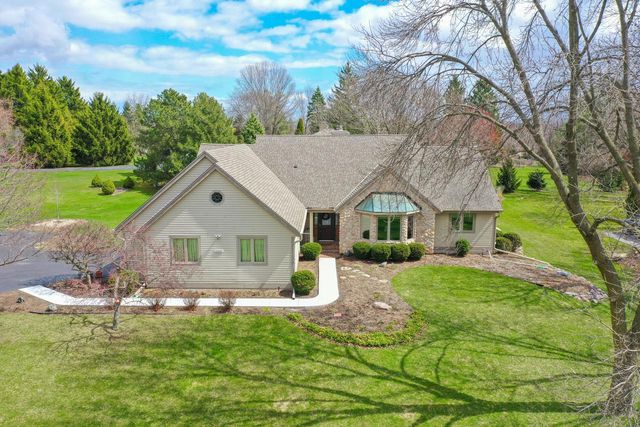 3260 Cherry Hill DRIVE, Brookfield, WI 53005