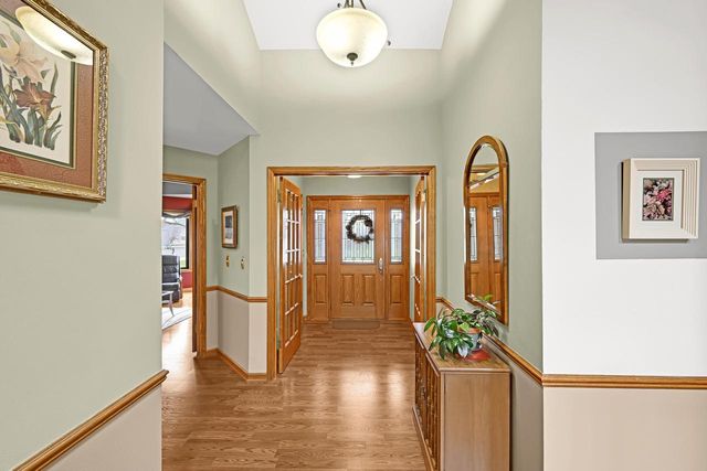 3260 Cherry Hill DRIVE, Brookfield, WI 53005