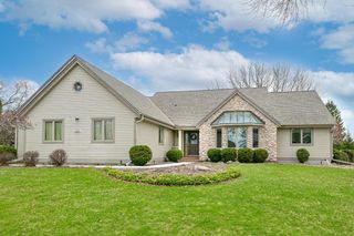 3260 Cherry Hill DRIVE, Brookfield, WI 53005
