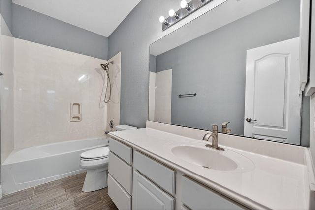 15211 Waverly Canyon Court, Cypress, TX 77429
