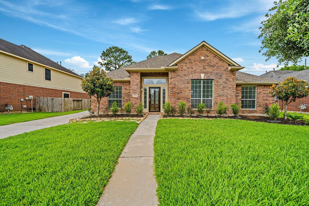 15211 Waverly Canyon Court, Cypress, TX 77429