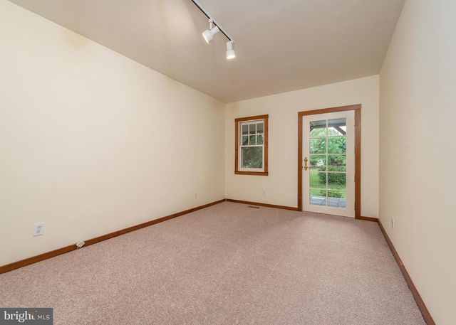 1300 PARRS RIDGE DR, Spencerville, MD 20868