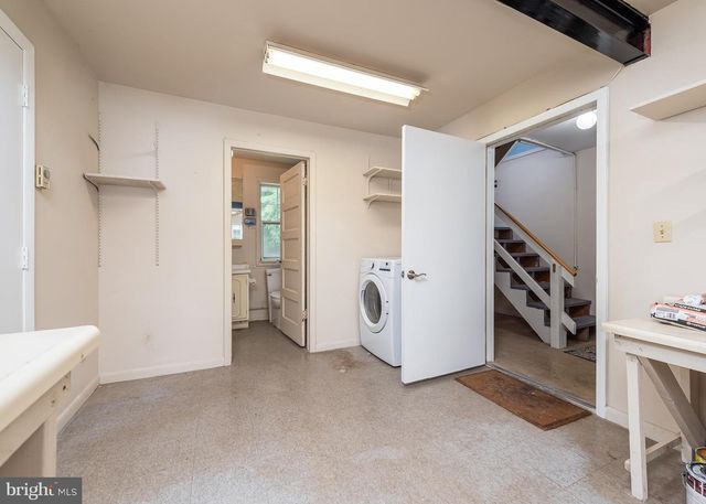 1300 PARRS RIDGE DR, Spencerville, MD 20868