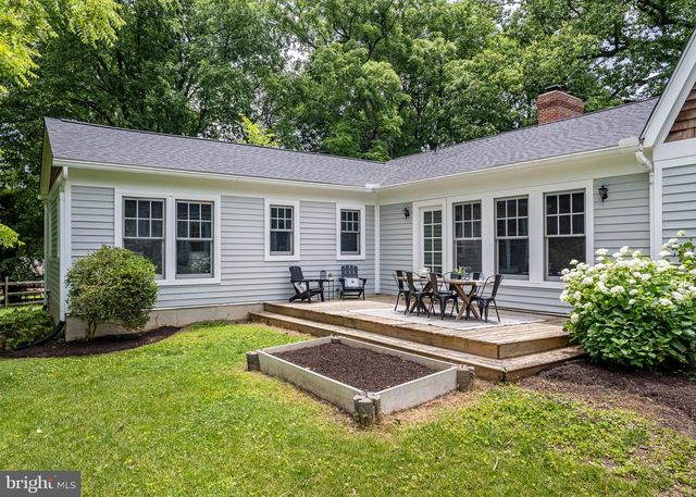 1300 PARRS RIDGE DR, Spencerville, MD 20868