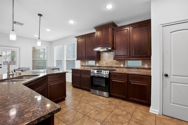 74 N Whistling Swan Place, Spring, TX 77389