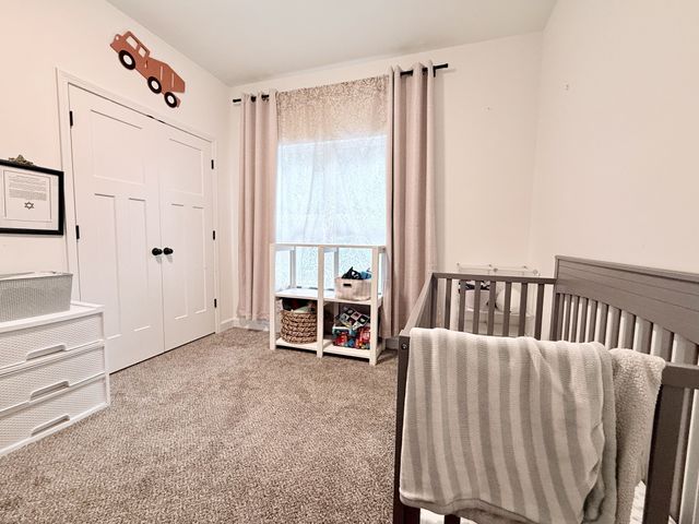 1021 Woodmont Dr, Dickson, TN 37055