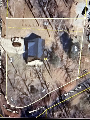 1021 Woodmont Dr, Dickson, TN 37055