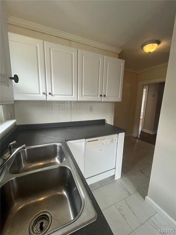 2471 Center Street, Granite City, IL 62040