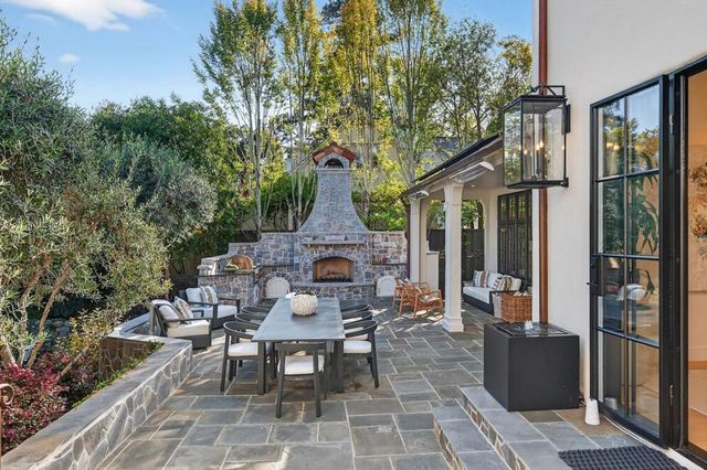 729 Chiltern Road, Hillsborough, CA 94010